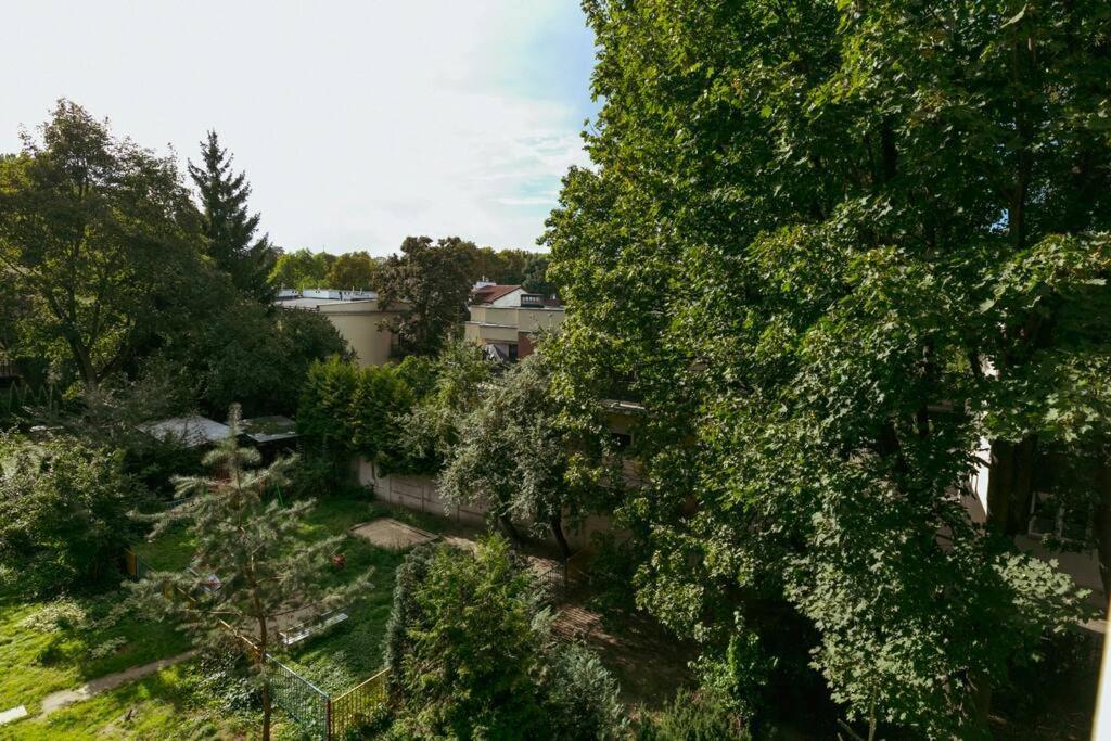 Retro Vibe In The Green District Of Βαρσοβία Εξωτερικό φωτογραφία